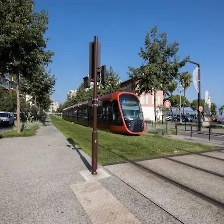 L'escapade - - Tram - Airport * Nizza